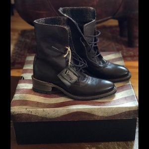 NIB Vintage Shoe Co Neve Boot